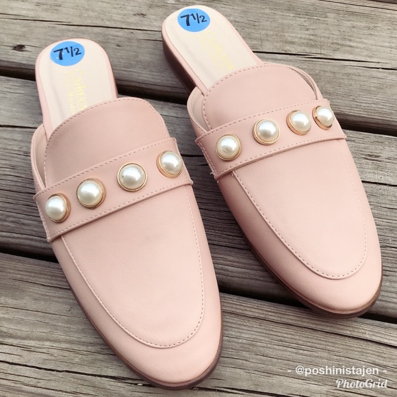 Catherine Malandrino Shoes - NWT Catherine Malandrino Blush Pink Mules
